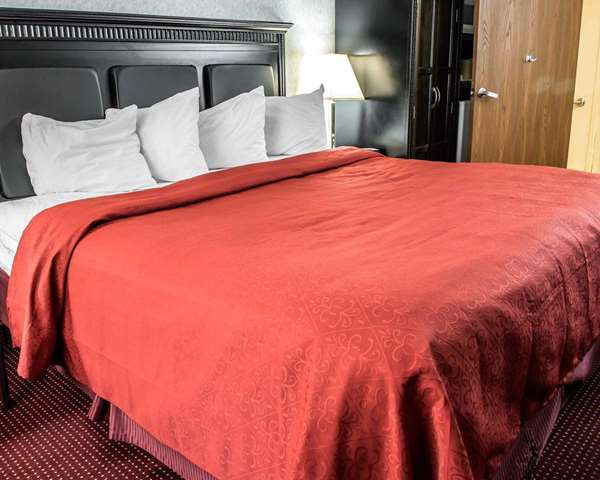  - Quality Inn & Suites Gibsonia - I-76, Exit 39