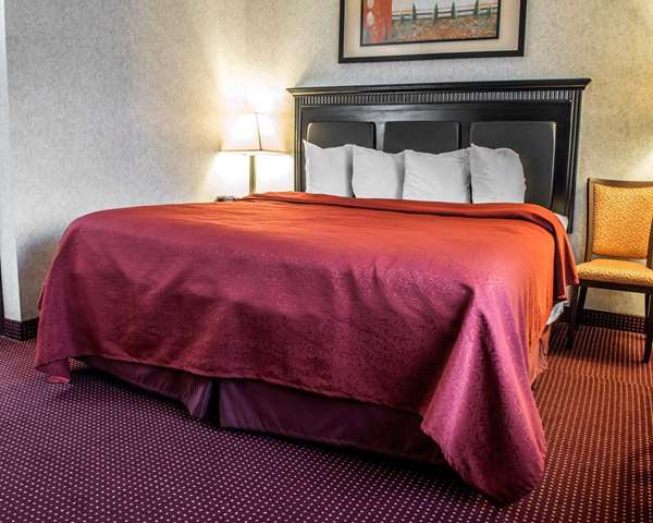  - Quality Inn & Suites Gibsonia - I-76, Exit 39
