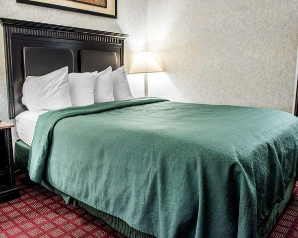  - Quality Inn & Suites Gibsonia - I-76, Exit 39