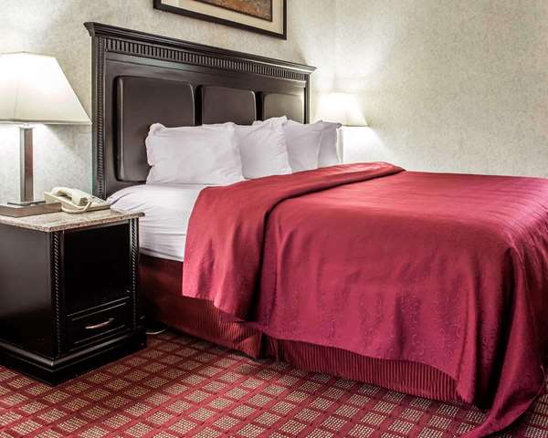  - Quality Inn & Suites Gibsonia - I-76, Exit 39