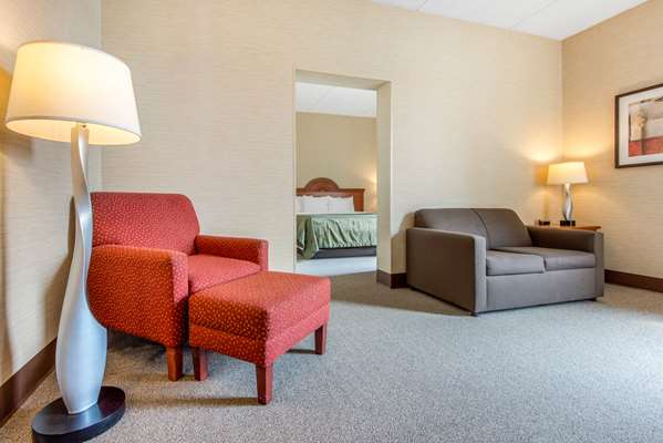 Suite - Quality Inn & Suites Mansfield