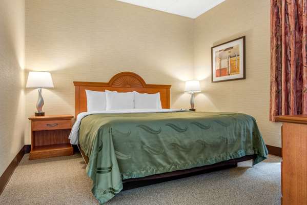 Suite - Quality Inn & Suites Mansfield
