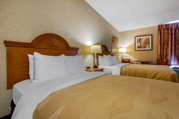 Suite - Quality Inn & Suites Mansfield