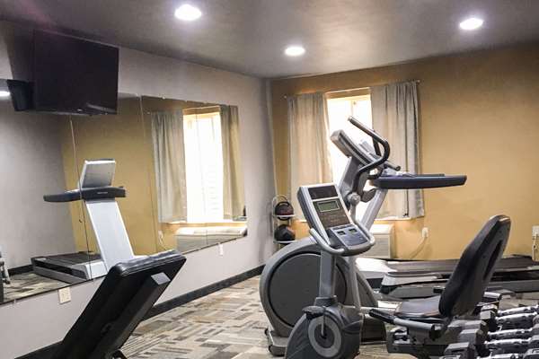 Fitness/ Exercise Room - Quality Inn Clarion - I-80, Exit 62