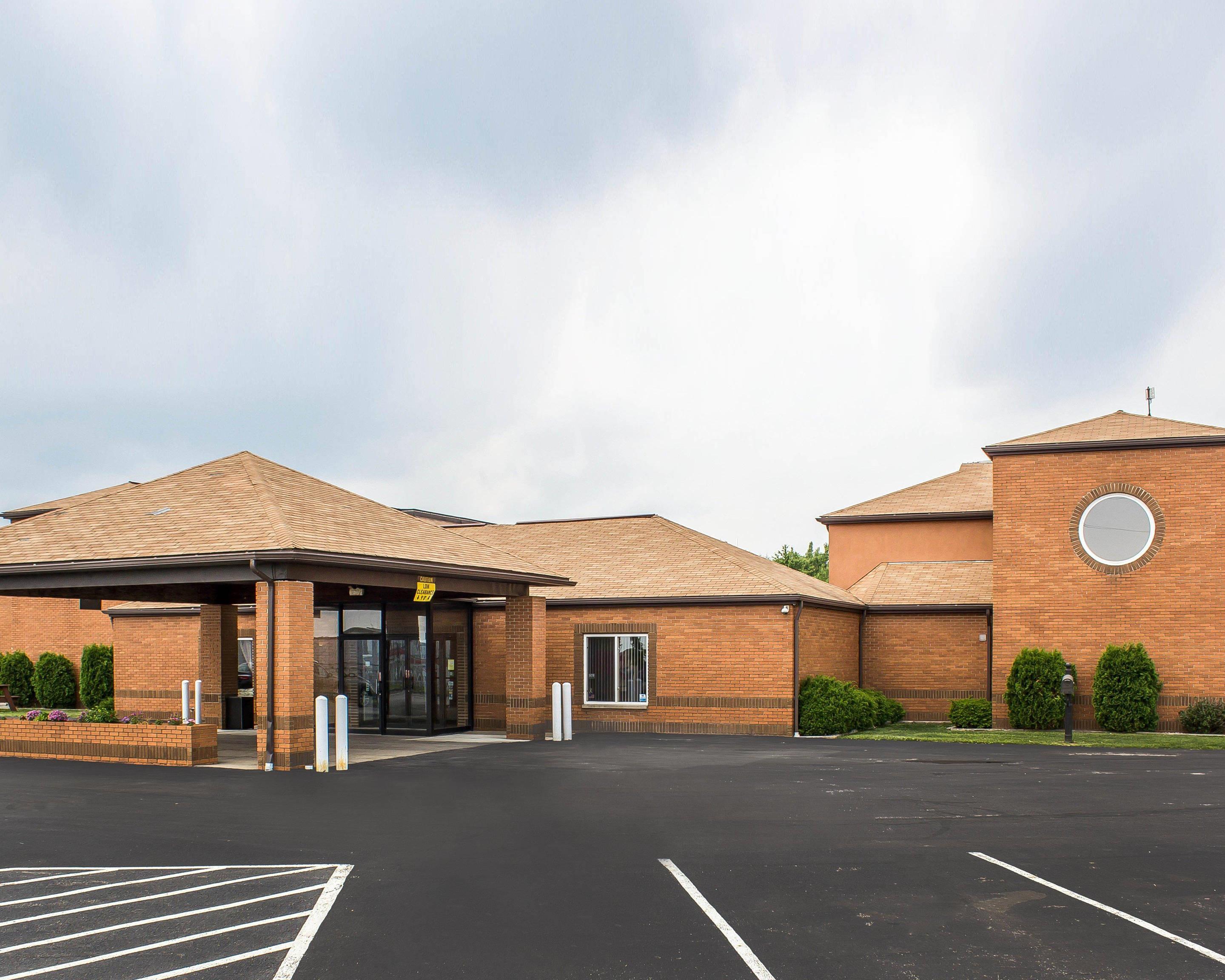 Hotel exterior | Quality Inn