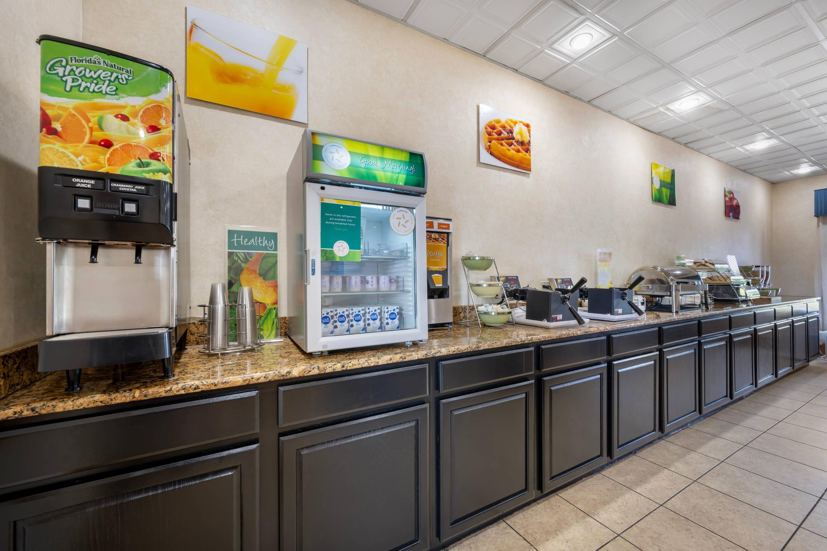 Breakfast area