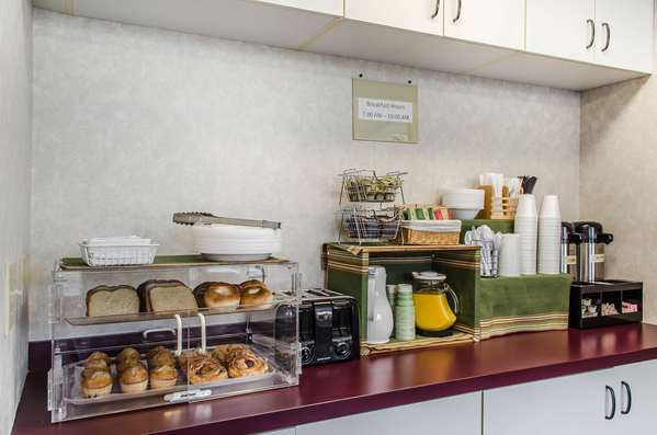 Amenities - Rodeway Inn State College