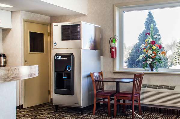 Amenities - Rodeway Inn State College