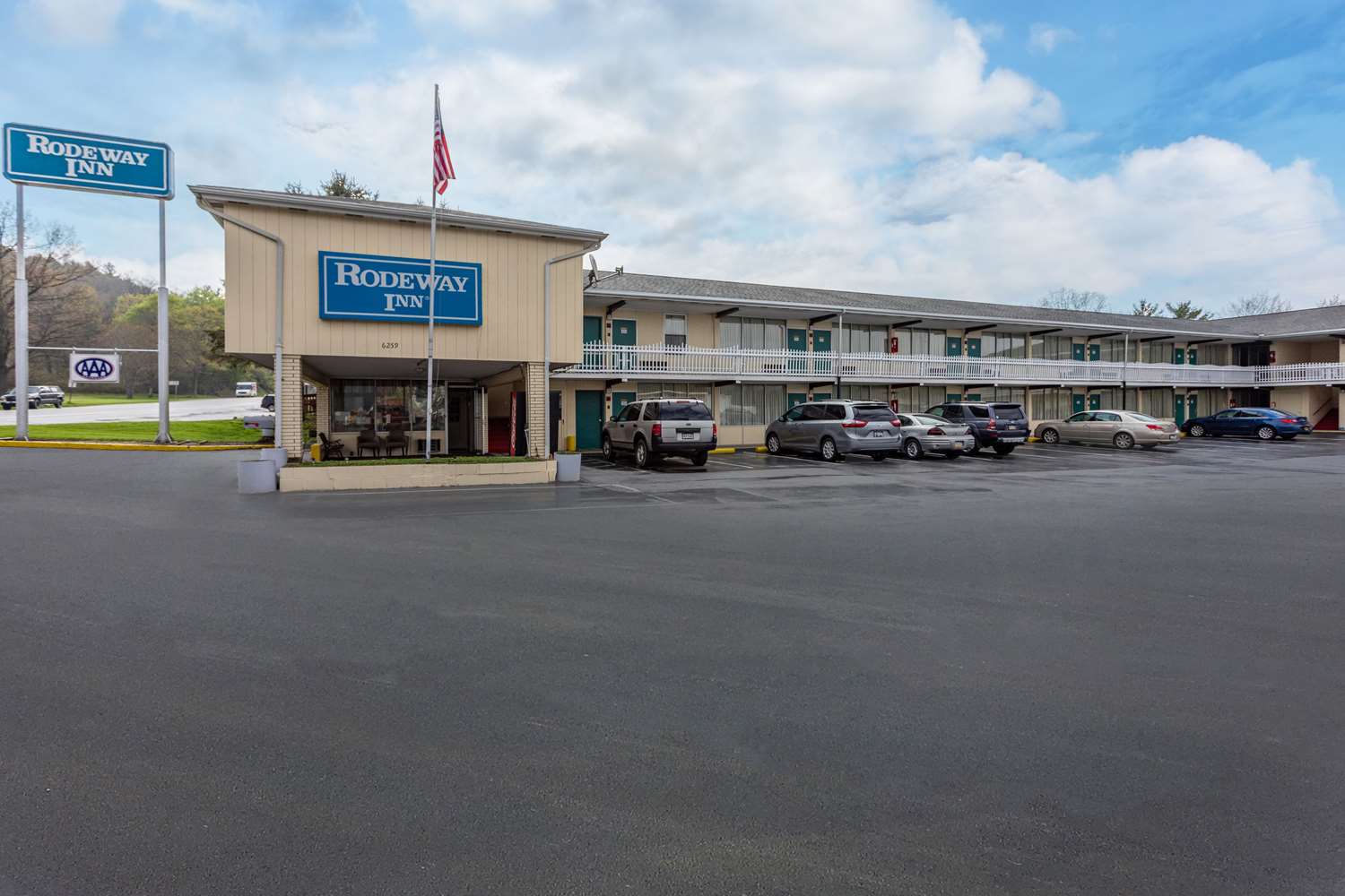 Rodeway Inn Clearfield, PA See Discounts