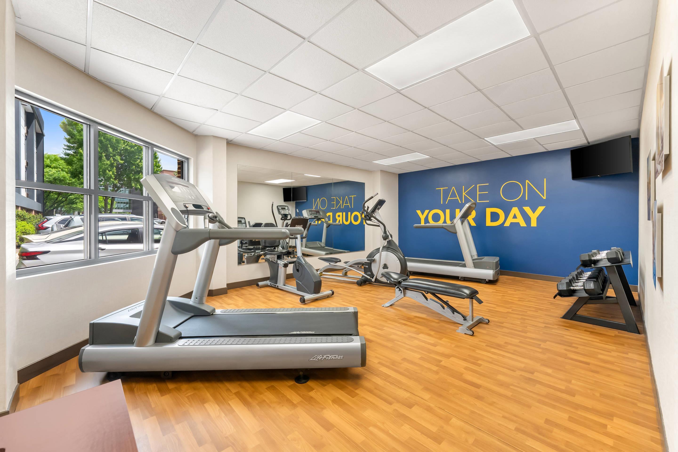 Fitness center | Comfort Suites Bethlehem Near Lehigh University and LVI Airport
