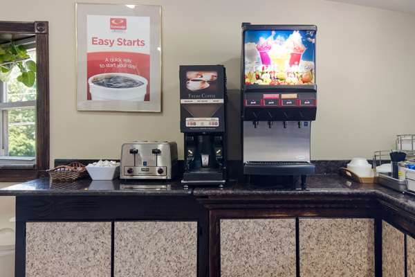 Amenities - Econo Lodge Pittsburgh - I-79, Exit 60