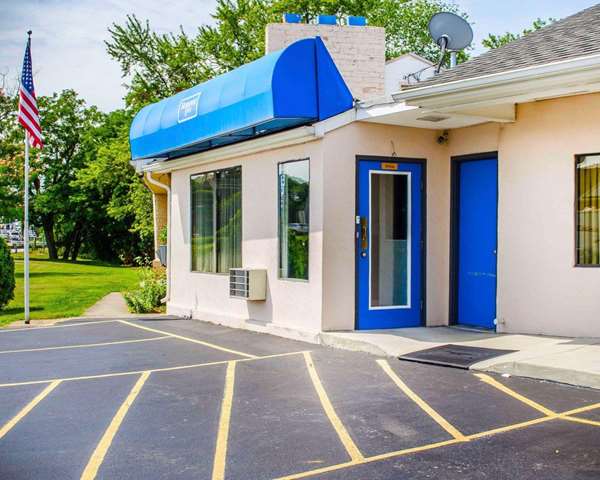 Exterior view - Rodeway Inn Dillsburg