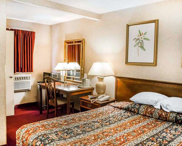  - Rodeway Inn Dillsburg