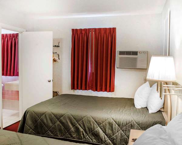  - Rodeway Inn Dillsburg