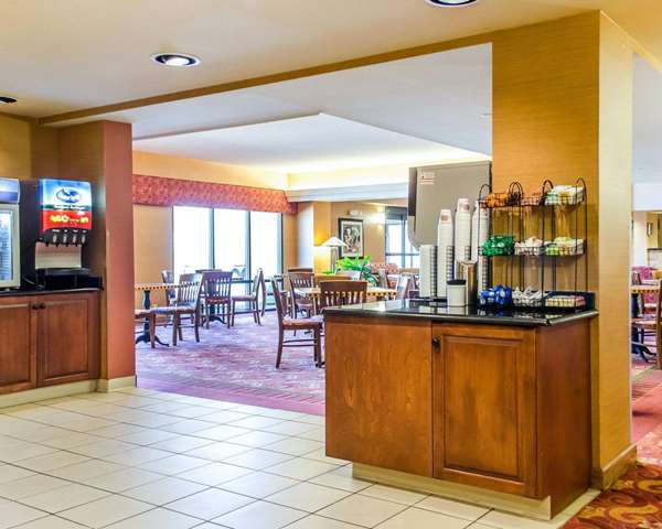 Amenities - Comfort Inn & Suites York - I-83, Exit 22