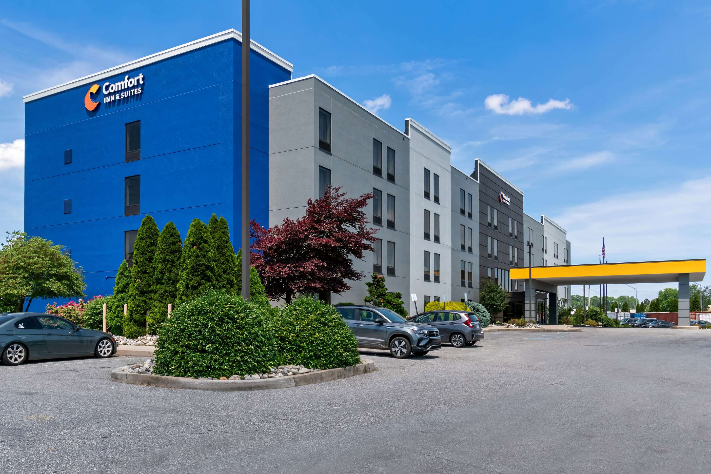 Hotel exterior | Comfort Inn & Suites York