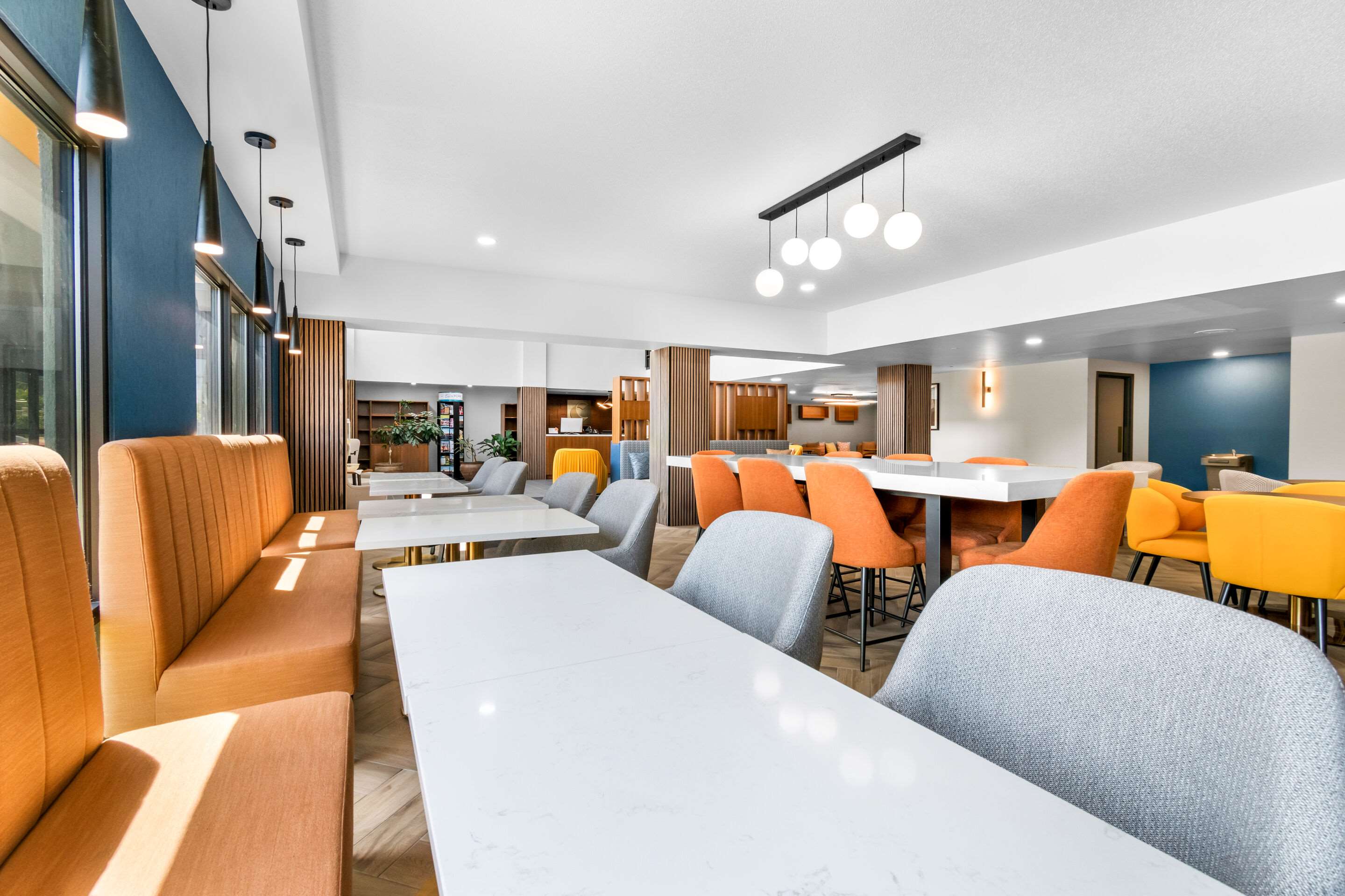 Breakfast area | Comfort Inn & Suites York