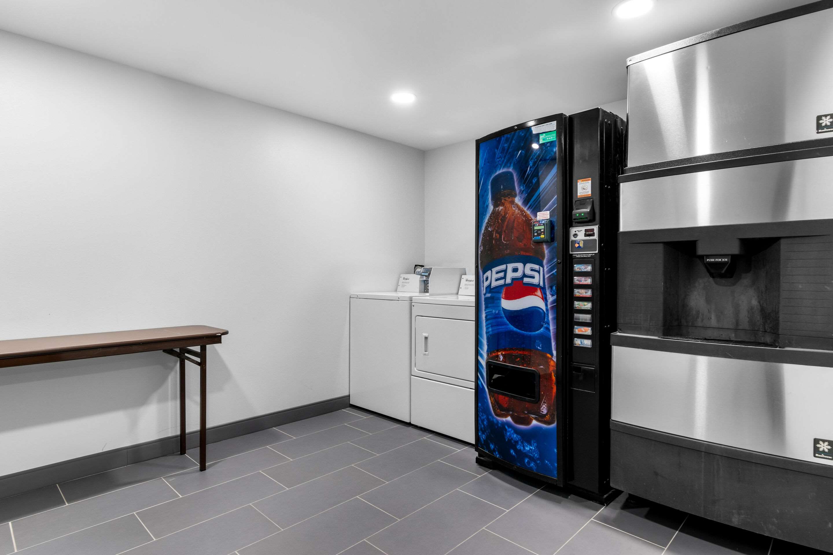 Hotel vending area | Comfort Inn & Suites York