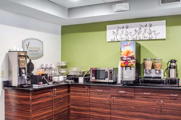 Amenities - Sleep Inn & Suites Bensalem - I-276, Exit 351 & 352