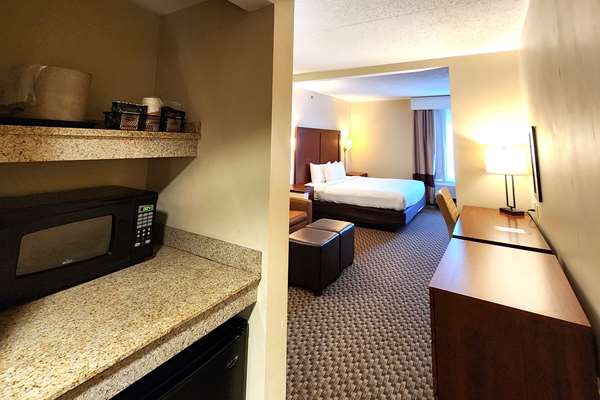 Suite - Comfort Inn & Suites Mount Pocono