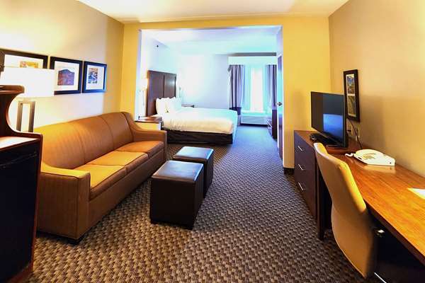 Suite - Comfort Inn & Suites Mount Pocono