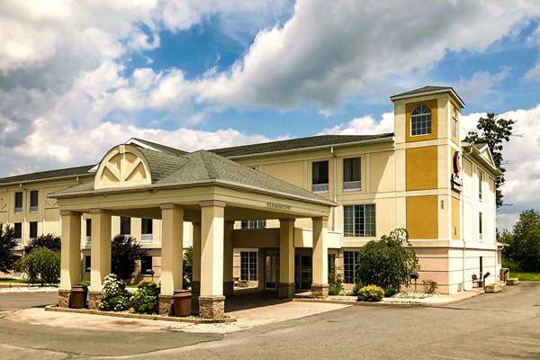 Exterior view - Comfort Inn & Suites Mount Pocono