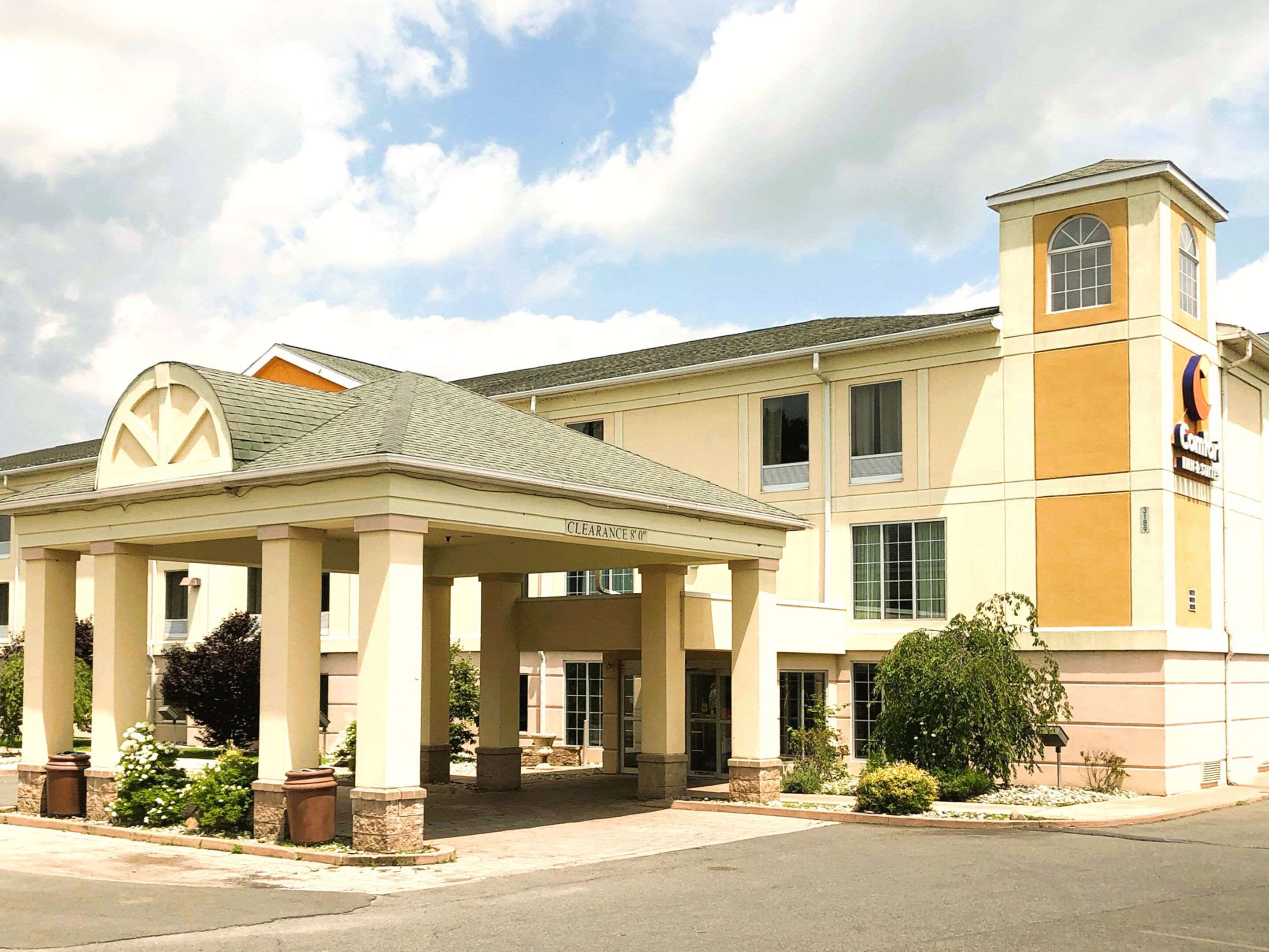 Hotel exterior | Comfort Inn & Suites Mount Pocono