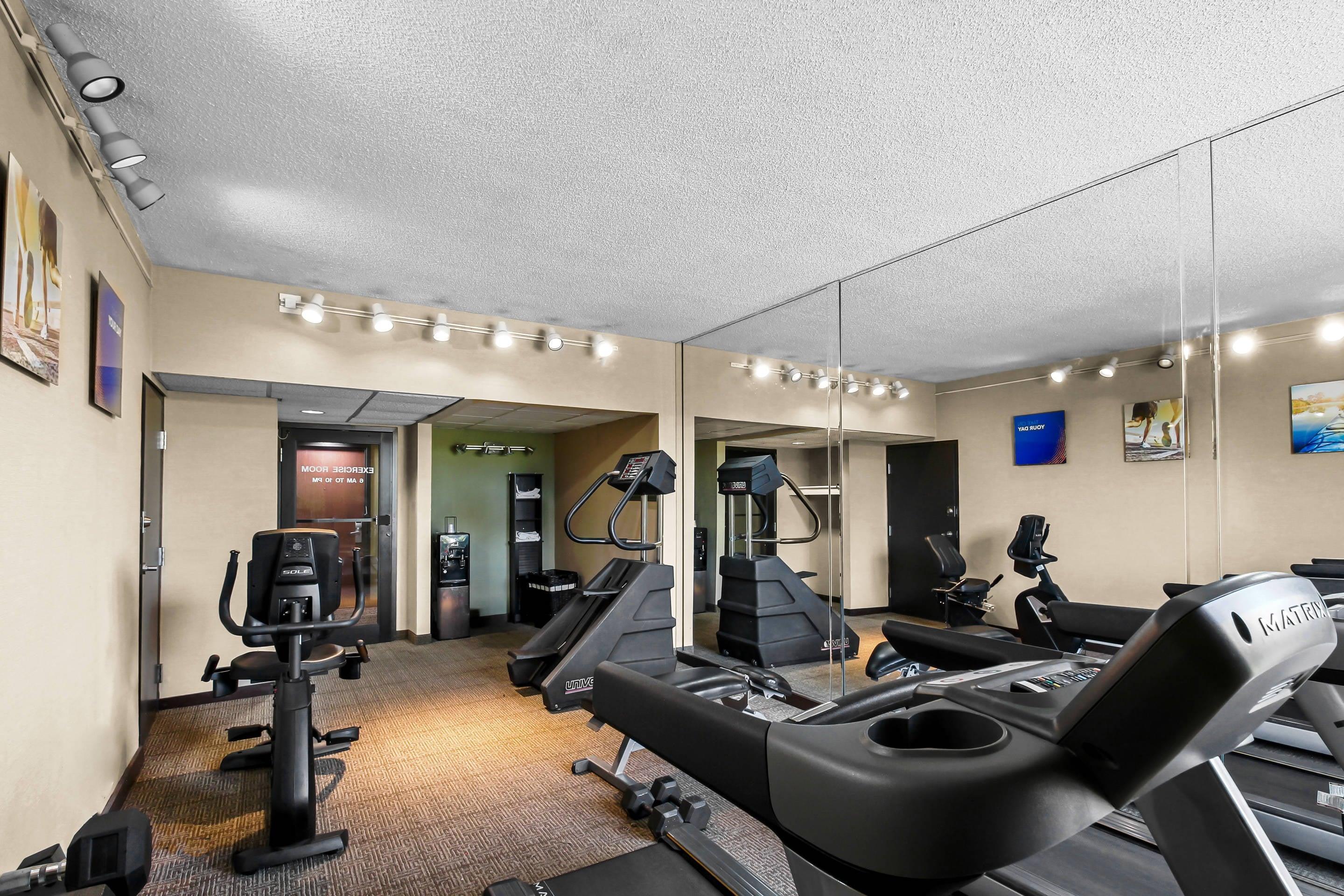 Fitness center | Comfort Inn Cranberry Township