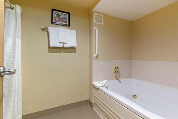  - Comfort Inn Mechanicsburg