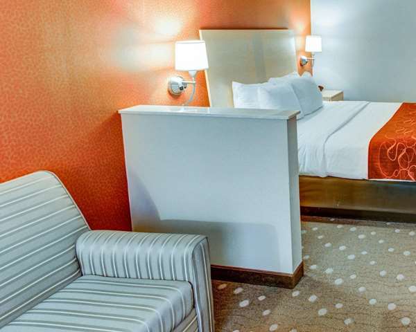Suite - Comfort Suites Coraopolis