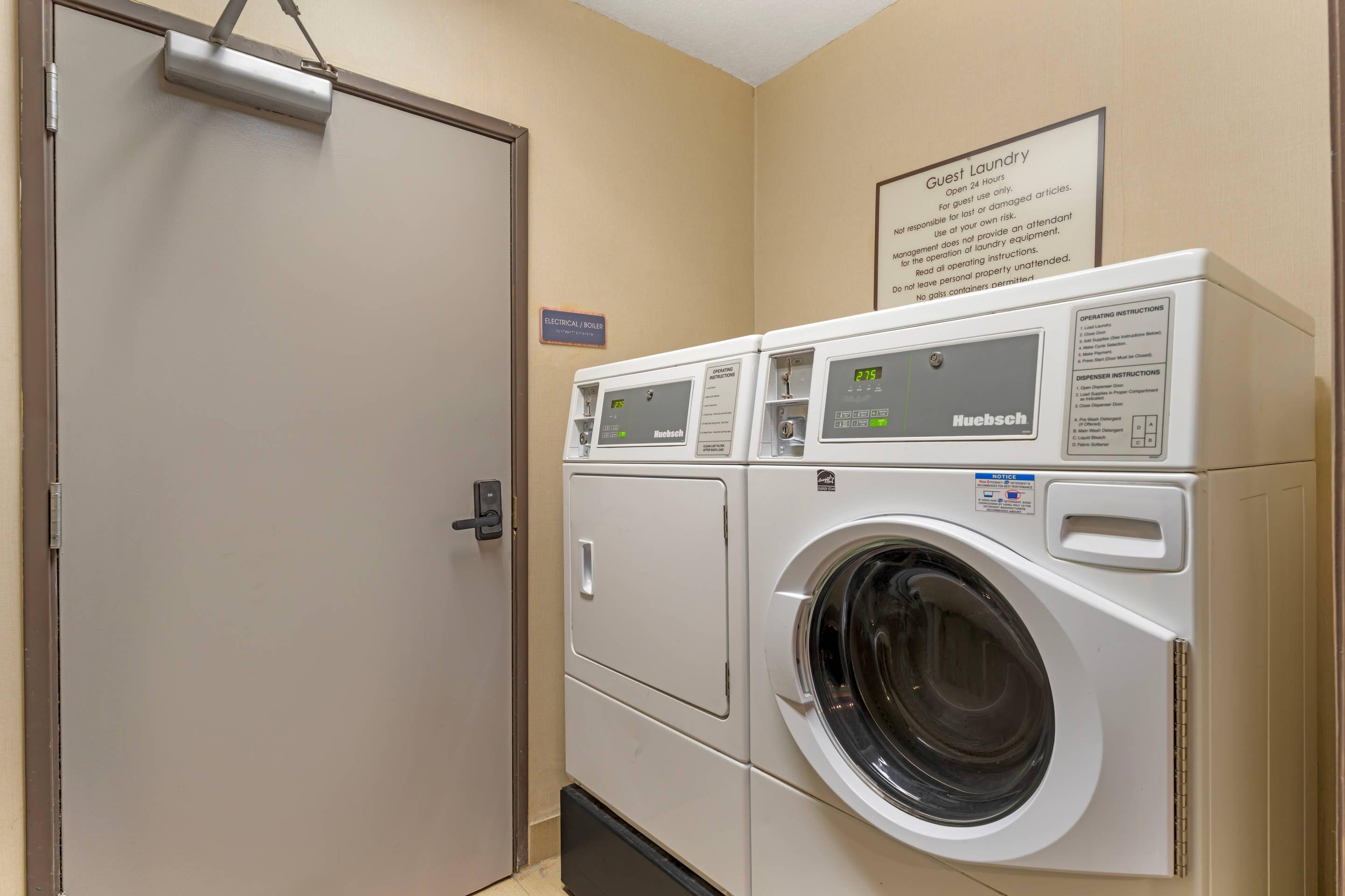 Guest laundry facilities | Comfort Suites Coraopolis