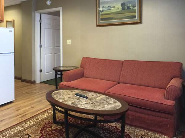 Suite - Quality Inn & Conference Center Franklin