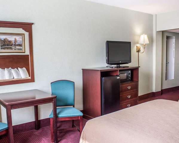  - Quality Inn & Conference Center Franklin