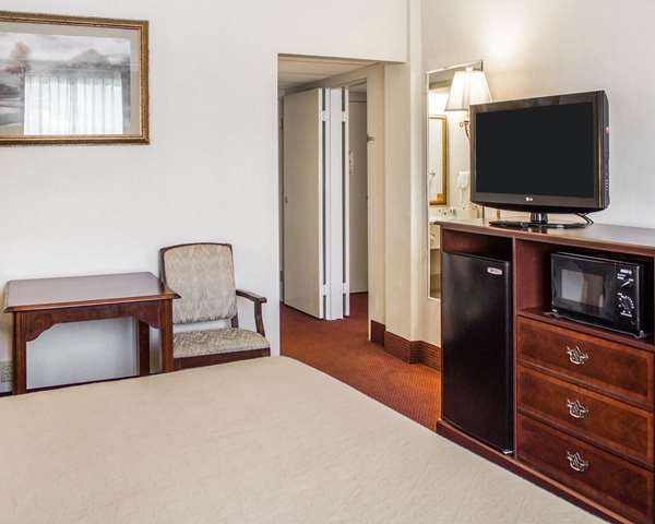 - Quality Inn & Conference Center Franklin
