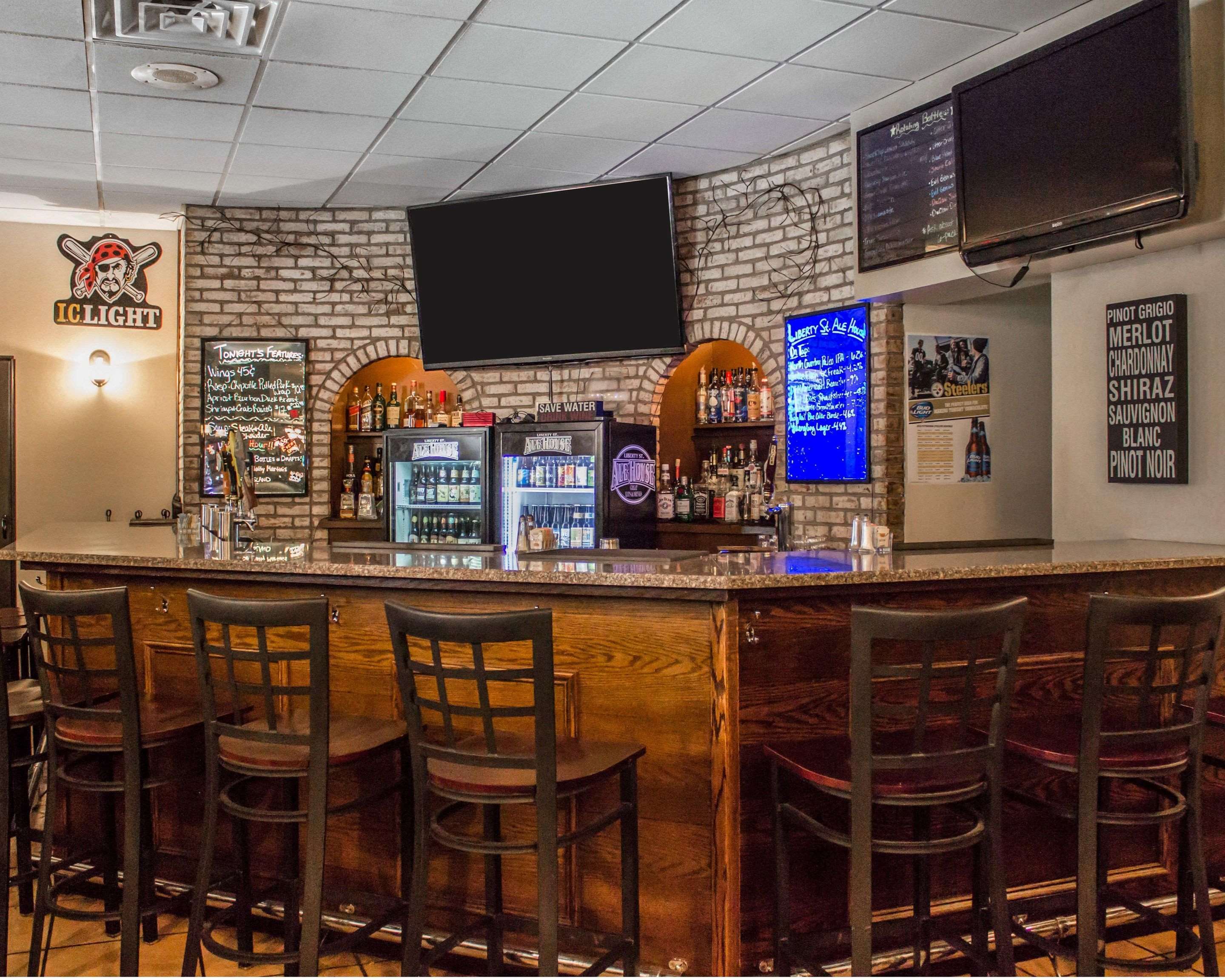 Hotel restaurant and bar