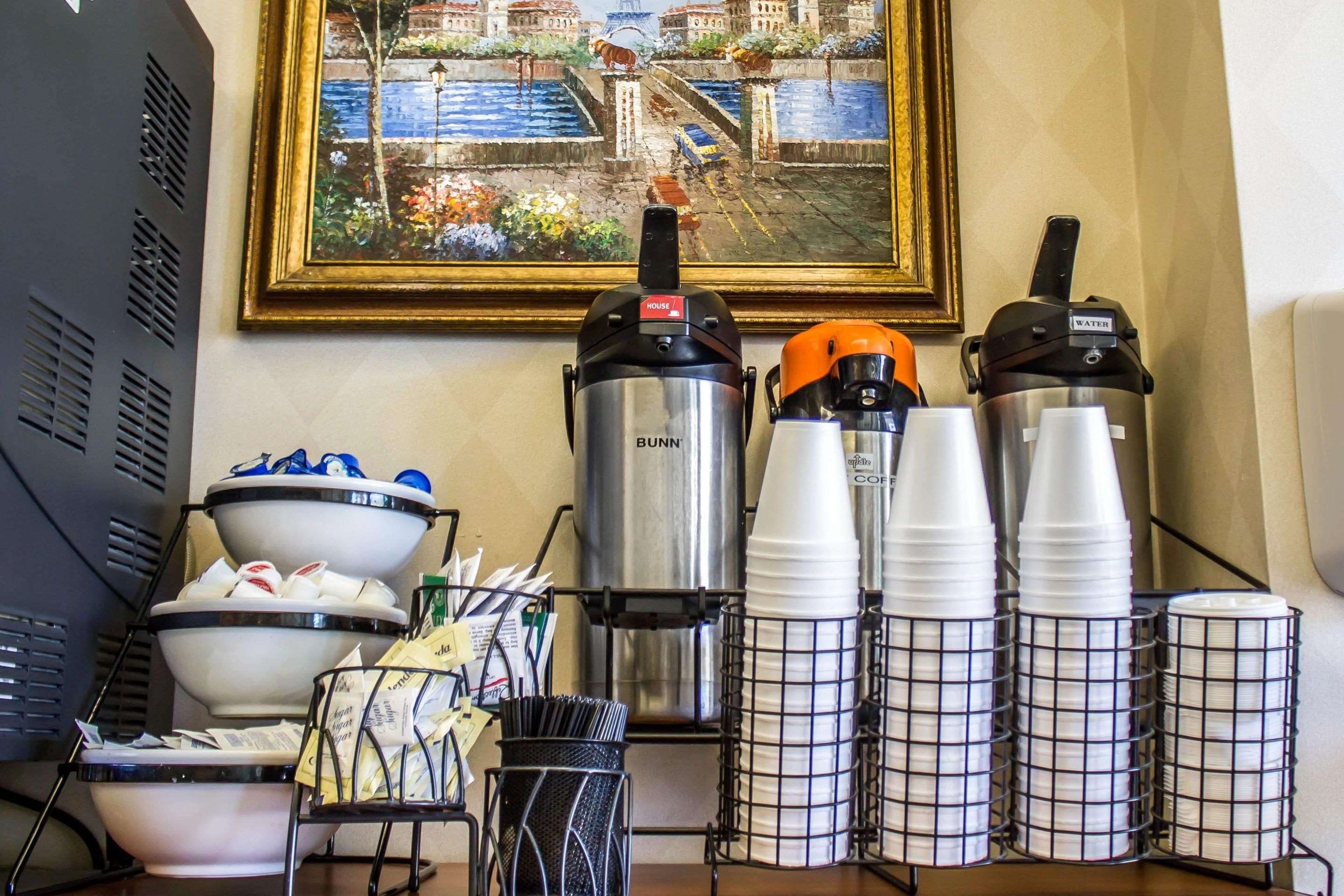 Free coffee | Econo Lodge