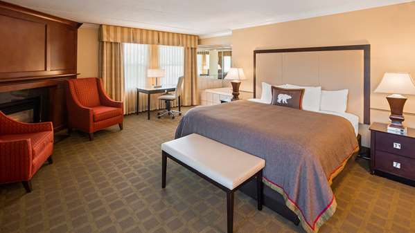  - Best Western Plus White Bear Country Inn