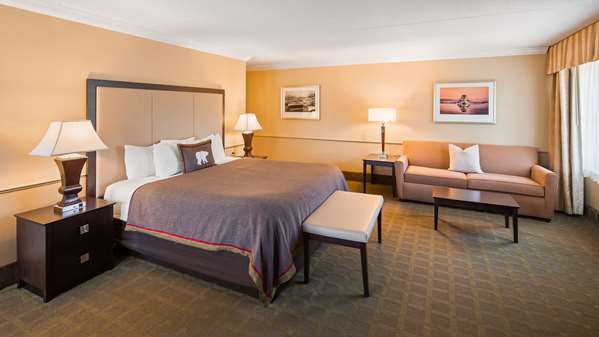  - Best Western Plus White Bear Country Inn