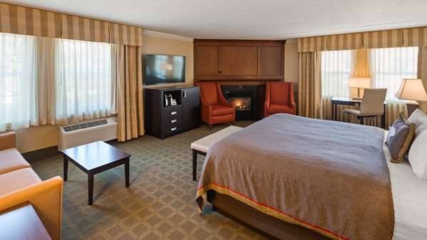  - Best Western Plus White Bear Country Inn