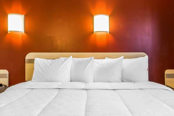  - Econo Lodge Johnstown