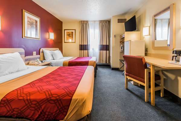  - Econo Lodge Johnstown