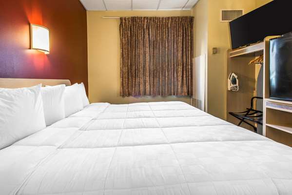 - Econo Lodge Johnstown