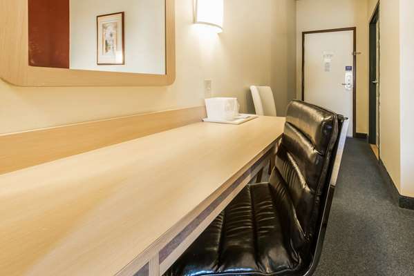  - Econo Lodge Johnstown