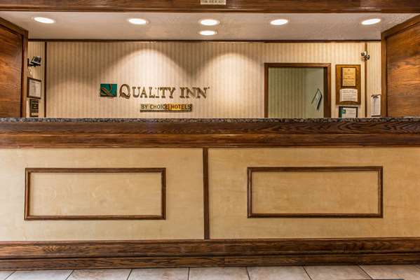  - Quality Inn Hermitage - I-80, Exit 4B