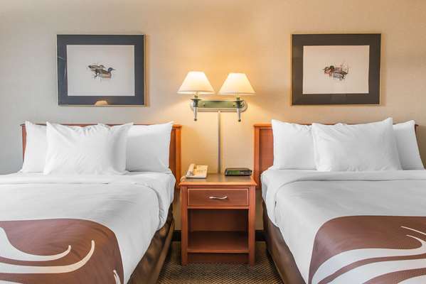  - Quality Inn Hermitage - I-80, Exit 4B