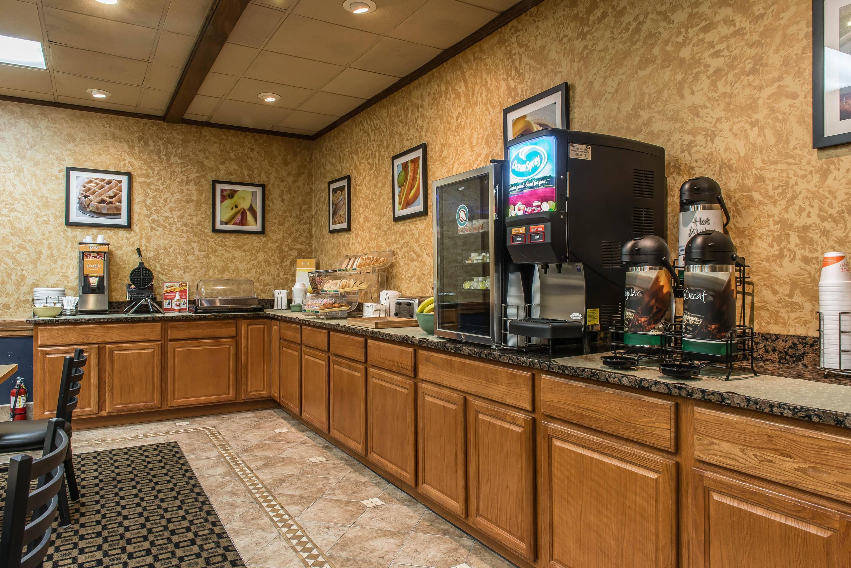 Breakfast area