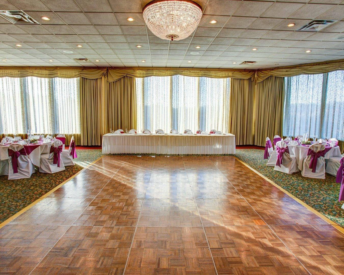 Banquet space for large functions | Comfort Inn Conference Center