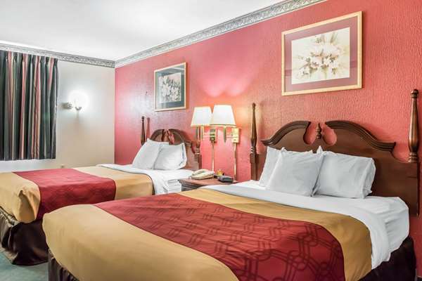  - Econo Lodge Airport Reading