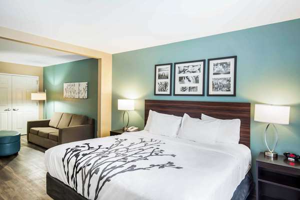  - Sleep Inn & Suites Dunmore - I-81, Exit 188