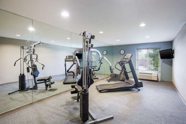 Fitness/ Exercise Room - Sleep Inn & Suites Dunmore - I-81, Exit 188
